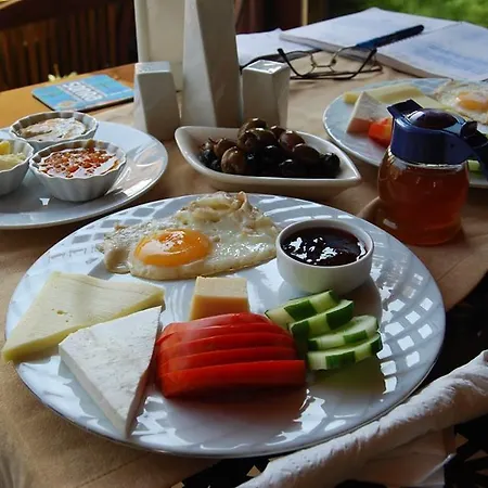 Homestay Engur